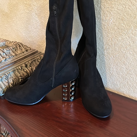 NWOT Carlos Quantum thigh high boots - Picture 2 of 13